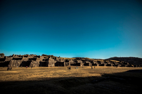 6-tägiges außergewöhnliches Peru: Lima, Cusco &amp; Machu PicchuSuperior Hotelkategorie (Doppel- oder Dreibettzimmer)