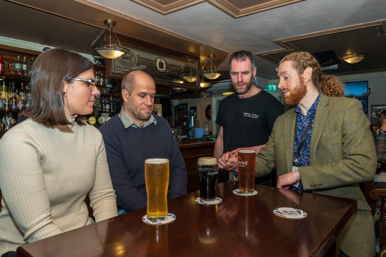 Dublín: recorrido privado por el pub CrawlPub Crawl de Dublín con recogida en el hotel