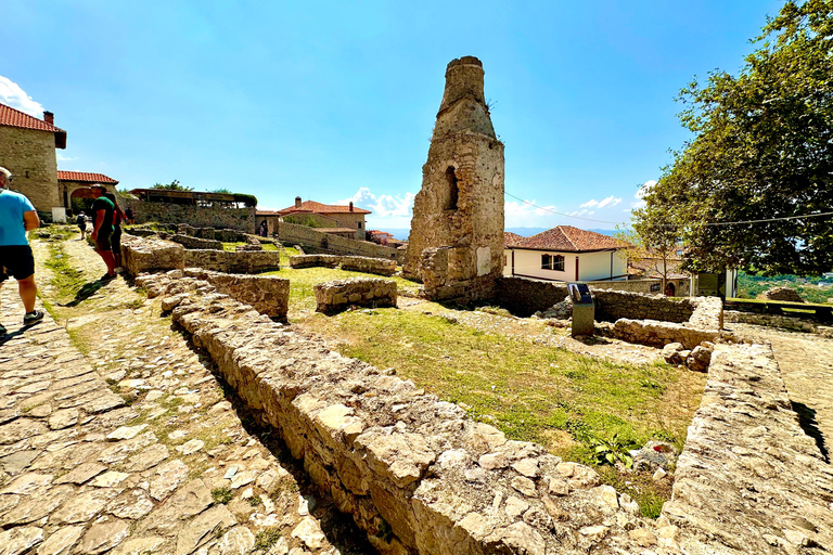 From Tirana to Kruja: Walk in Skanderbeg’s Footsteps