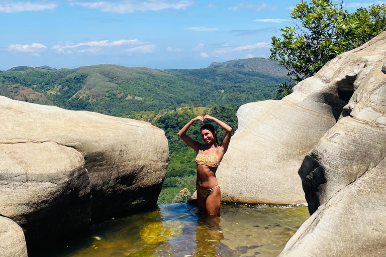 Ella Waterfall Tour: Swim & Cliff Jump at Diyaluma Falls