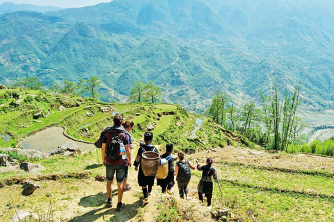 Explore Sa Pa with Overnight Train &amp; Sleeper Bus &amp; TrekkingTwo Nights Sa Pa Tour by Overnight Train with trekking