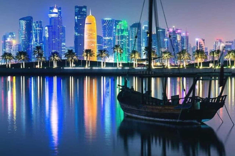 Doha: Tour privato della città con crociera in barca Dhow