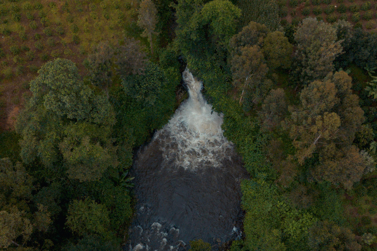 3 Magical Waterfalls Guided Tour from Nairobi with pick-up Exclusive Waterfalls Guided Tour with lunch