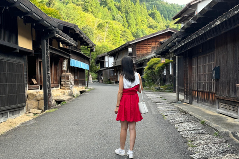 Von Nagoya: Inuyama Schloss, Ena Schlucht, Magome, Tsumago Tour