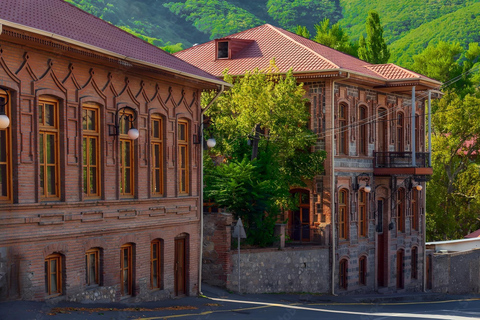 1-D do północnych Sheki: Yayla, Oğuz i Xal-Xal.