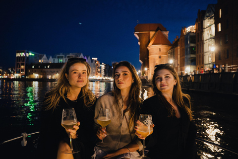 Gdańsk: No License Motorboat Rental On Motława River