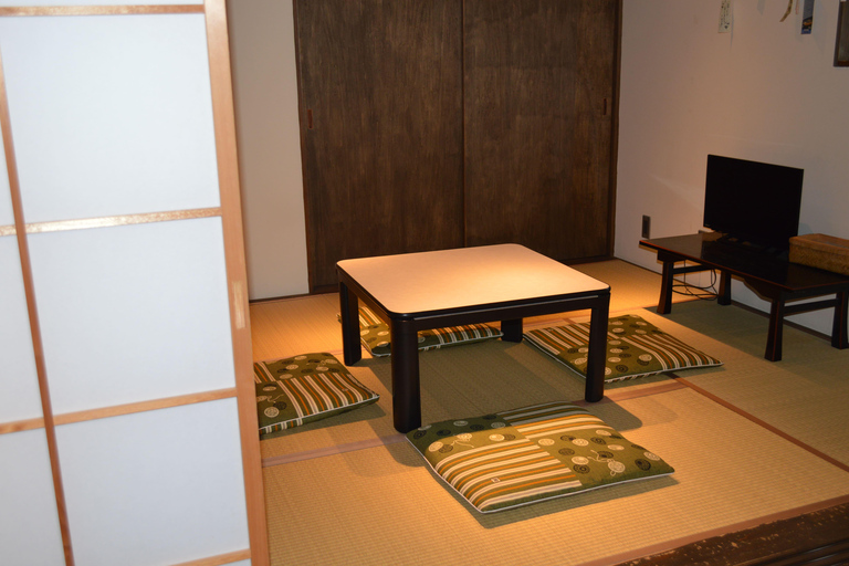Kanazawa: Paint a Kaga Wind Chime in a 100-Year Machiya
