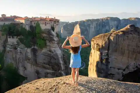 From Athens: Meteora Monasteries and Hermit Caves Tour