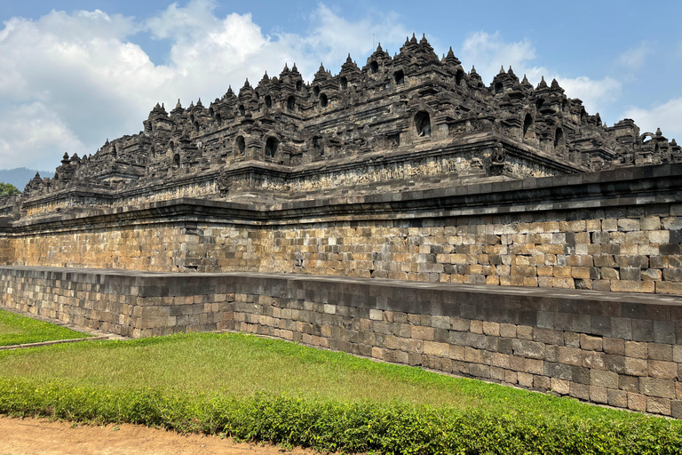 Yogyakarta: Private Transportation with Pickup Tour