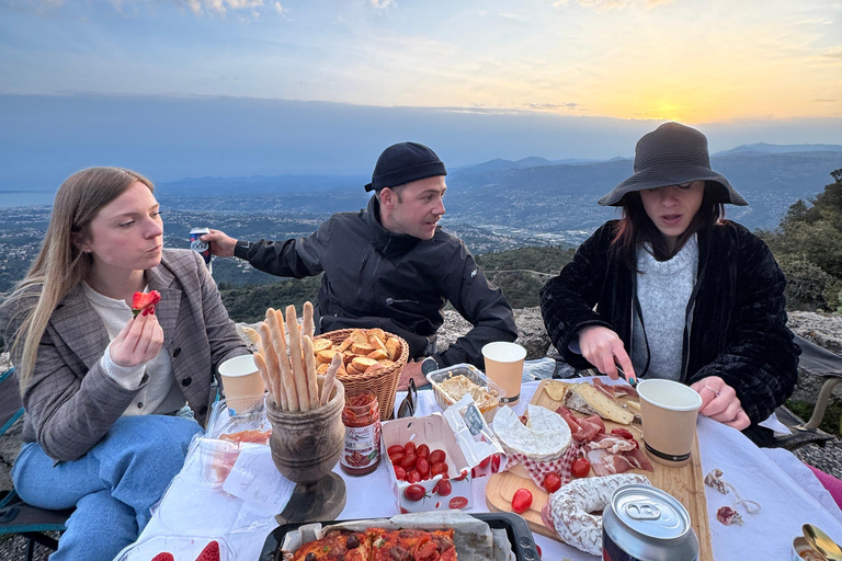 Nice: Sunset & Apéro Tour in a 4x4 Defender