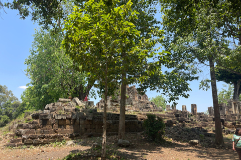 Battambang: Trem de bambu e caverna de morcegos saindo de Siem Reap