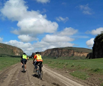 From Nairobi: Hells Gate & Lake Naivasha Day Trip