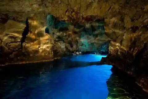 Komiža: Blue Cave with 5 Islands & Coastal Gems Boat Tour