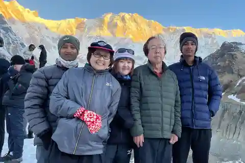 Pokhara: trekking guidato del Campo Base dell'Annapurna di 5 giorni