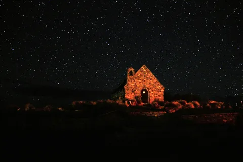 Christchurch: Mount Cook & Lake Tekapo 2-Day Stargazing Tour