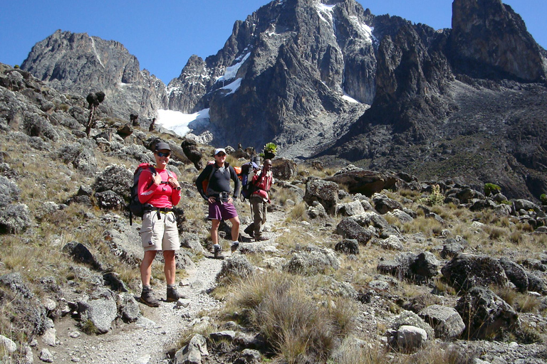 2 Dagen Over Nacht Mount Kenya Beklimming - Sirimon Route