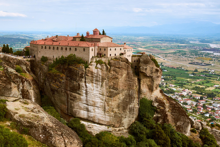 Meteora Monasteries Private Full Day Tour & Great Lunch