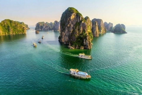Vanuit Hanoi: Ontdek Ha Long Bay 1 dag met privé cruise