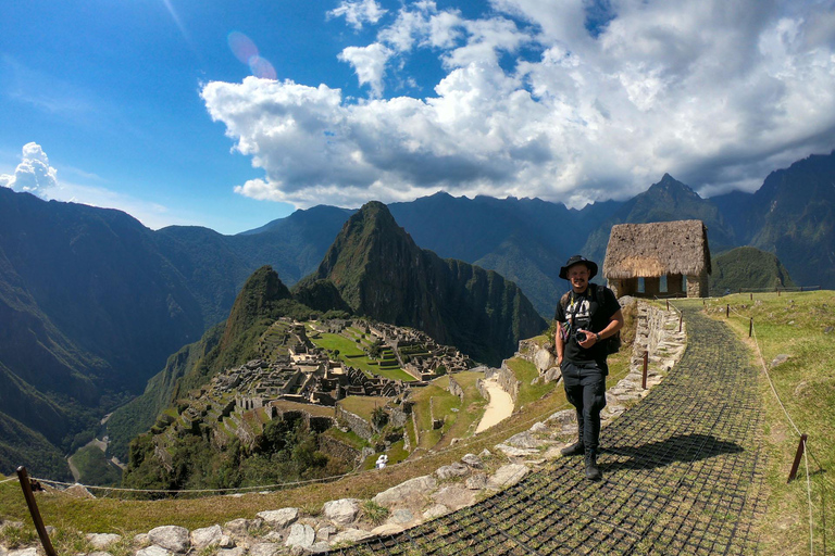 From Cusco: Machu Picchu 2-Day Train Tour with Hotel