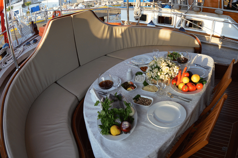 Bodrum Private Boat Trip For Big Groups