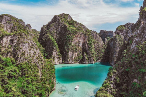 Krabi: Phi Phi Islands Day Trip by Speedboat & Buffet Lunch