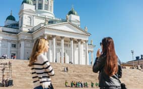 Helsinki: Private Tour with a Local Guide