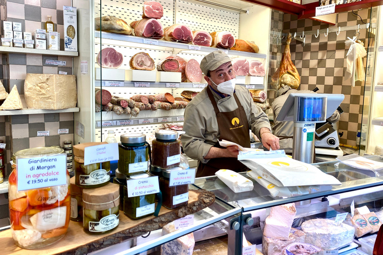 Venice: Cicchetti Street Food and Sightseeing Walking Tour