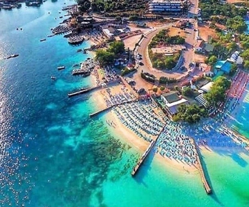 From Durrës or Golem: Ksamil, Saranda and Blue Eye Tour