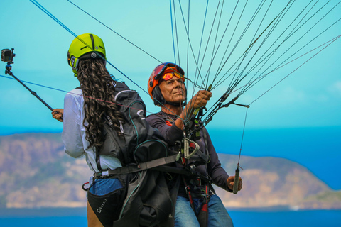 Niterói: Tandem Paragliding Flight with Luciano Miranda – No prior training required. Niterói: Tandem Paragliding Flight with Luciano Miranda – No Training Required