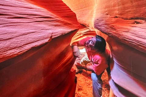 Page: Antelope Valley Wind Pebble Canyon Tour 2-Hour Tour