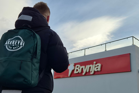 Akureyri: Food Walk With 5 Tastings and Local Guide