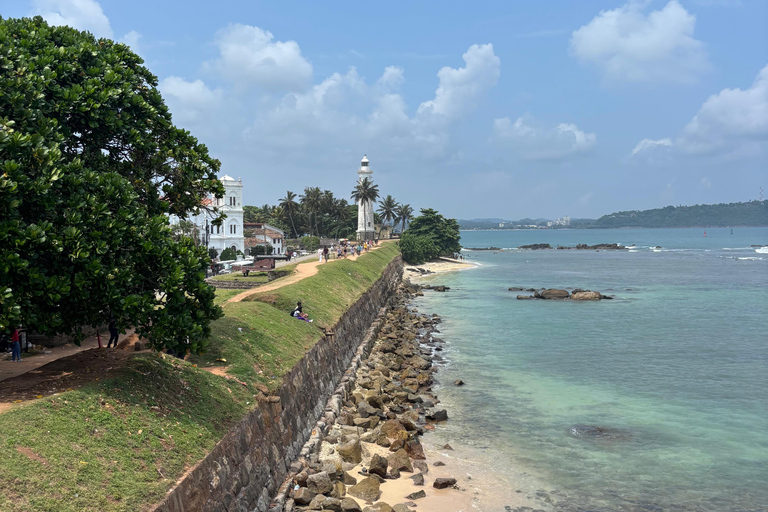 From Ahungalla, Kosgoda, or Bentota: Galle & Madu River Tour