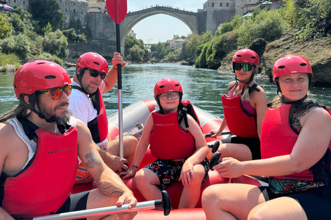 موستار: مغامرة التجديف في نهر نيريتفا