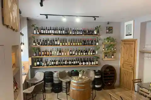 Napoli: Vinoplevelse med lokale madparringer