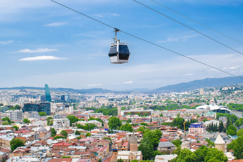 Tiflis: Altstadt Highlights mit 5 Verkostungen & SeilbahnfahrtGemeinsame Gruppentour