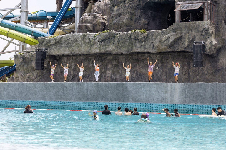 Z Kuala Lumpur: bilet do parku wodnego SplashMania i transport