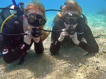 Agia Pelagia: PADI Open Water Diver International Course