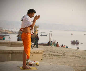 Varanasi: Half-Day City Tour & Evening Aarti with Boat Ride
