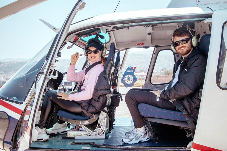 Cusco: Helikoptervlucht over de Heilige Vallei inclusief picknick