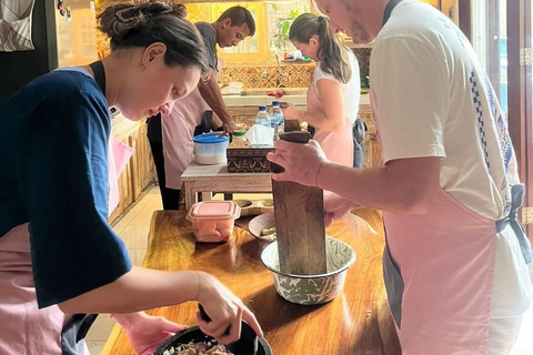 Yogyakarta: Javanese Cooking & Herbal Jamu Class with Pickup Yogyakarta: Javanese Cooking Class with Pickup