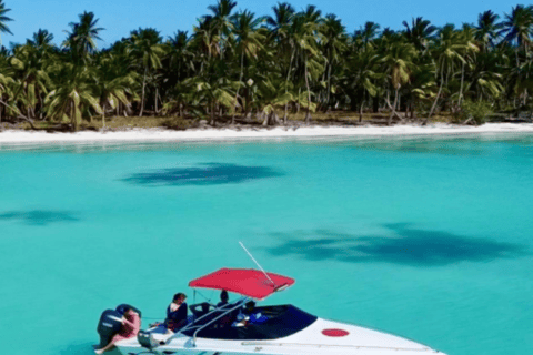 Luksusowy rejs prywatnym mini-jachtem po Parku Narodowym CotubanamáLuksusowy rejs prywatnym mini-jachtem w Parku Narodowym Cotubanamá