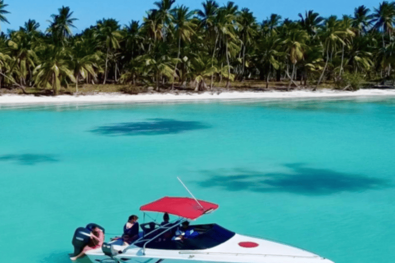 Luksusowy rejs prywatnym mini-jachtem po Parku Narodowym CotubanamáLuksusowy rejs prywatnym mini-jachtem w Parku Narodowym Cotubanamá
