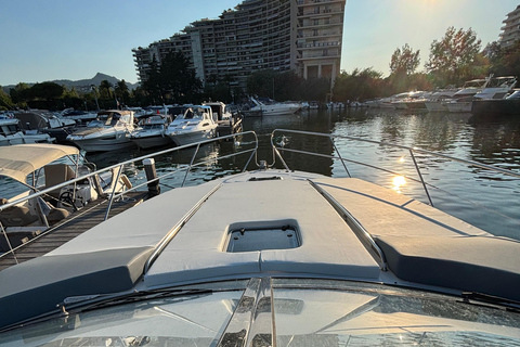 Cannes: Luxury Yacht Cruise to Lerins Islands Cannes: Luxury Yacht Cruise to Lerins Islands - 4H