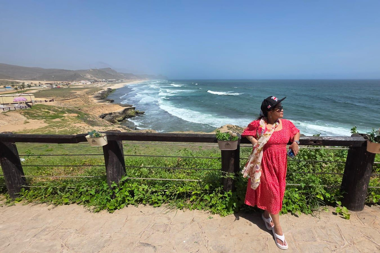 Salalah: Al Fazayah Beach, Shaat Viewpoint & Mugsail Tour