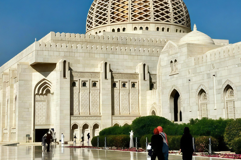 Oman: 5-Day Guided Tour with Accommodation