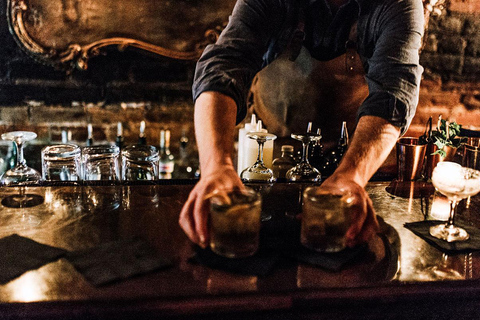 Orlando: Crawl Hidden Bars and Speakeasies Tour in Downtown