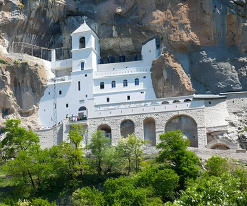 Private Half-Day Ostrog Monastery tour