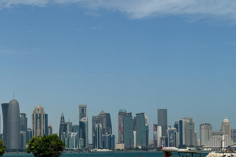 Atração da cidade de Doha e passeio de barco Dhow (Doha Panoramic Tour)Excursão em grupo