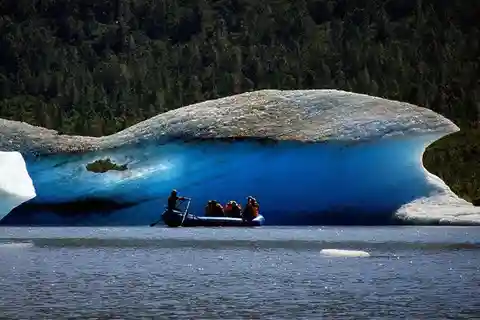 From Girdwood or Anchorage: Spencer Glacier Float & Railroad