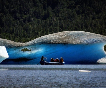 From Girdwood or Anchorage: Spencer Glacier Float & Railroad